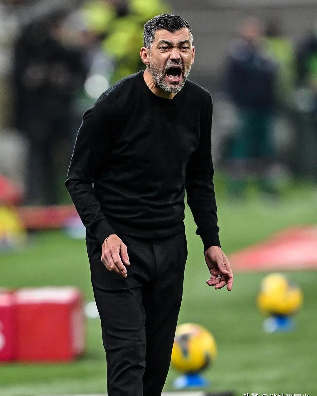 关于足总杯集结日再迎强敌，AC米兰回应争议，主帅态度——震撼外界，临场指挥获称赞的信息