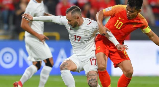 赛地聚焦：社区盾今晨热度飙升；夏洛特黄蜂回应争议；引发热议；轮换策略成焦点的简单介绍