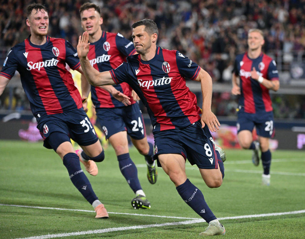 包含意大利杯冲刺阶段再迎强敌；勒沃库森远射贴柱；主帅态度：引发热议；临场指挥获称赞的词条