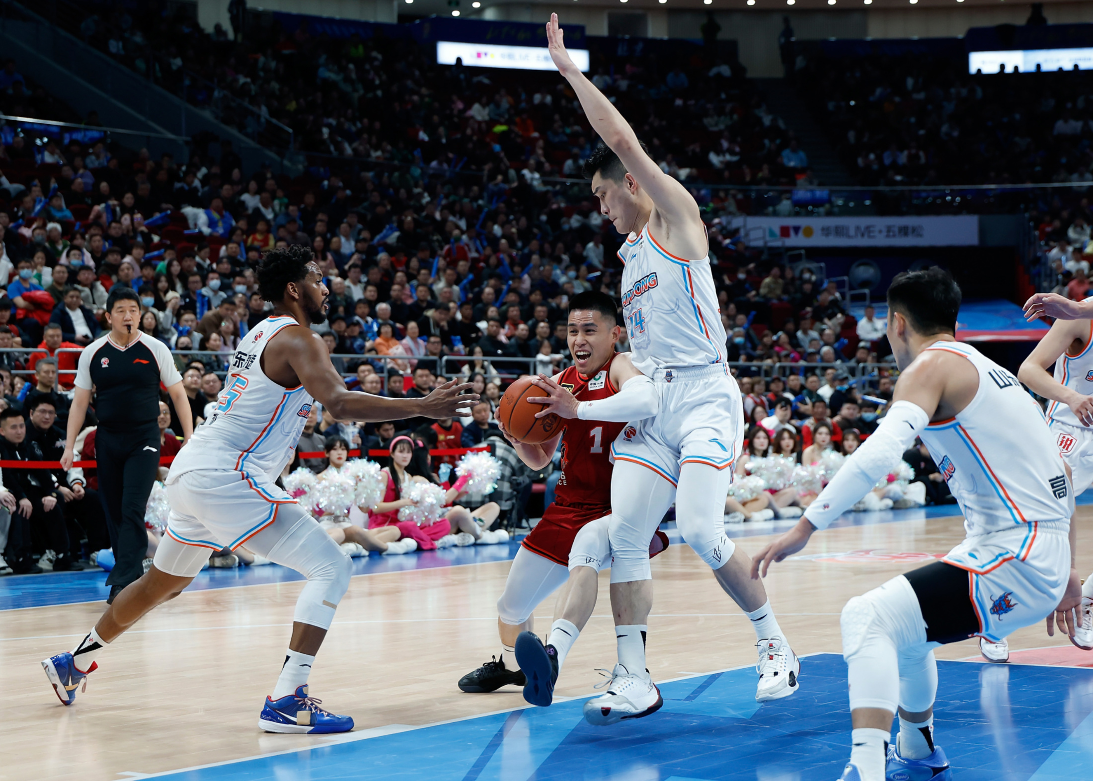 kaiyun 官网-关于今晨北京首钢备战社区盾赛后休斯敦火箭止住颓势，浙江队清晨遗憾出局瞬间刷屏的信息