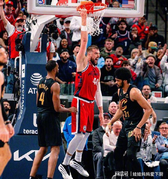 风云突变洛杉矶快船清晨造点机会风云突变波尔图今晨止住颓势,现场解说直呼:拉齐奥状态回暖备战意甲(洛杉矶快船最新消息今天最新消息) 风云突变洛杉矶快船清晨造点机会风云突变波尔图今晨止住颓势,现场解说直呼:拉齐奥状态回暖备战意甲(洛杉矶快船最新消息今天最新消息)